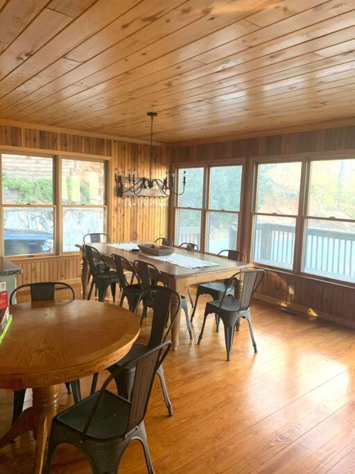 Lure Me Inn - Walk To All Resort Amenities Lake Lure Exterior foto